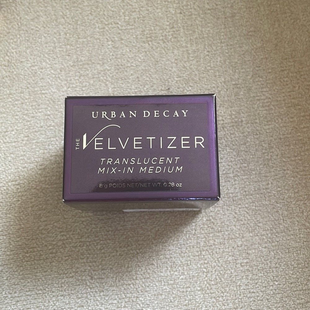 Urban Decay Velvetizer Translucent Mix in Medium Used Once